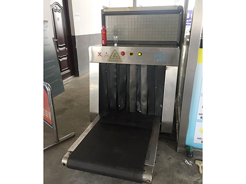 湖南地區(qū)湘運(yùn)集團(tuán)安檢機(jī)維修現(xiàn)場2